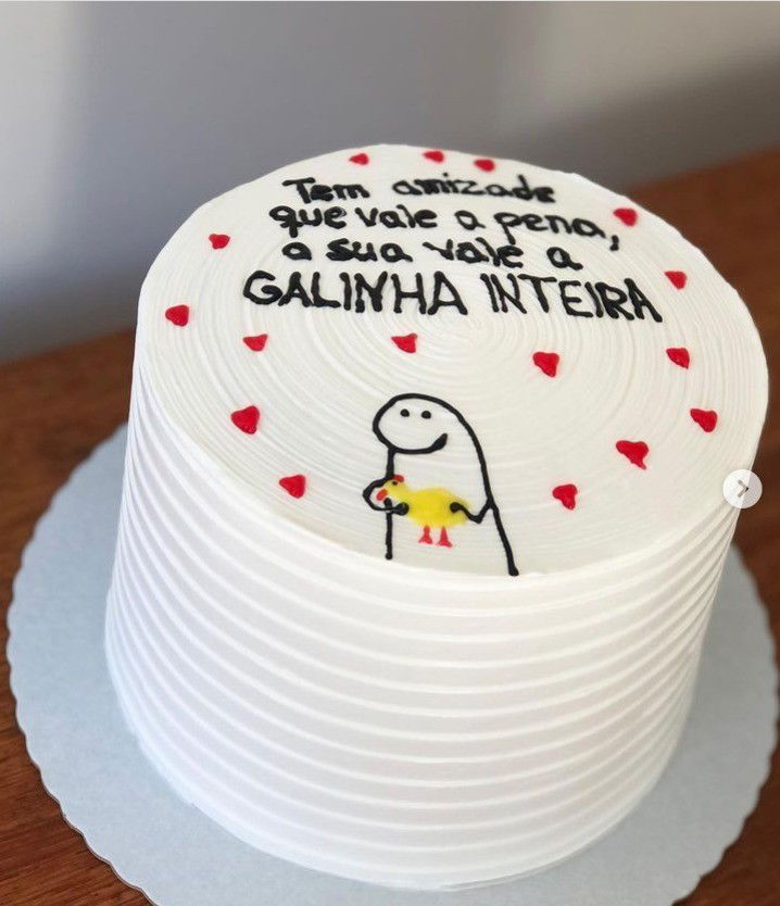 Bentô cake branco com desenho de flork