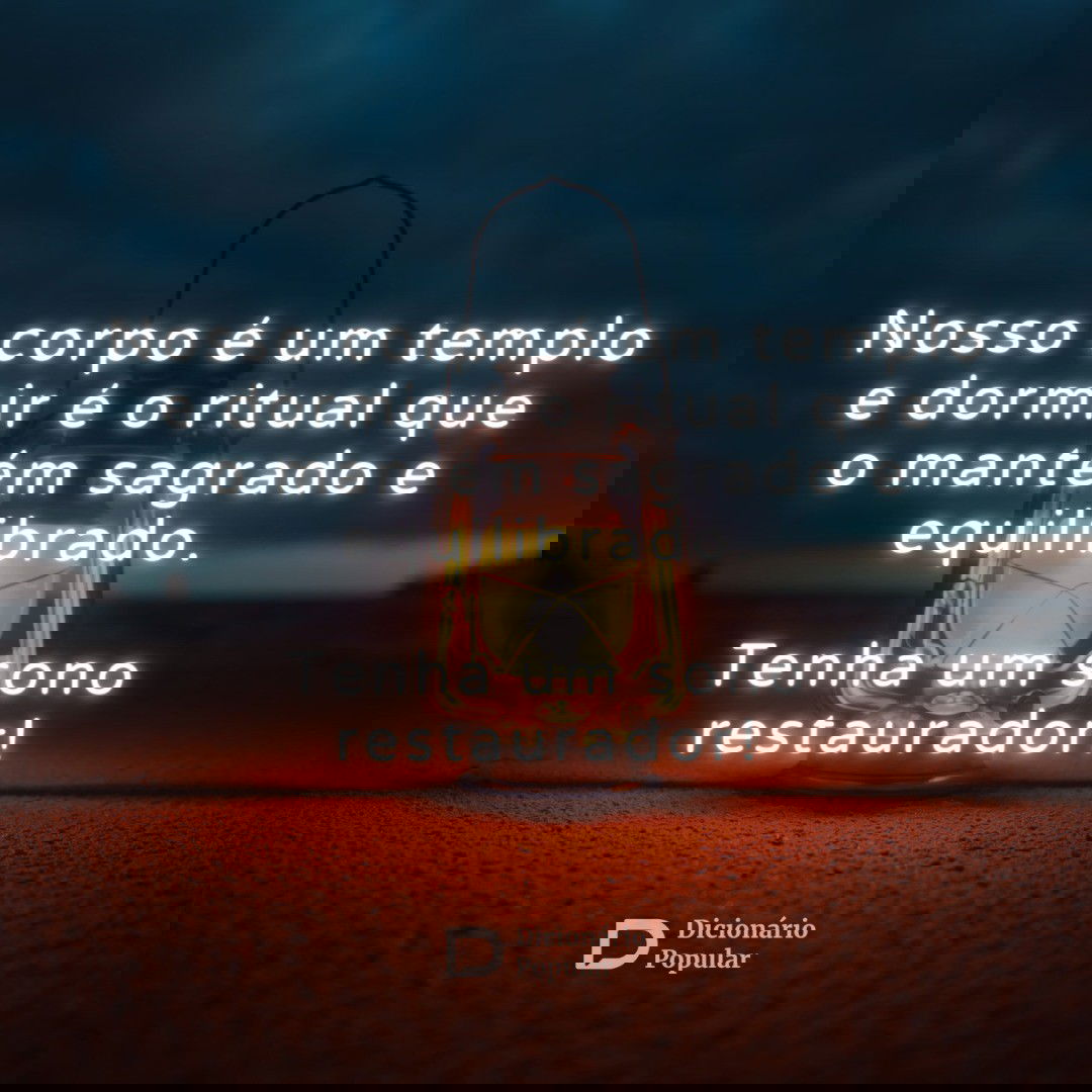 Frase de boa noite com lamparina acesa em chão de terra